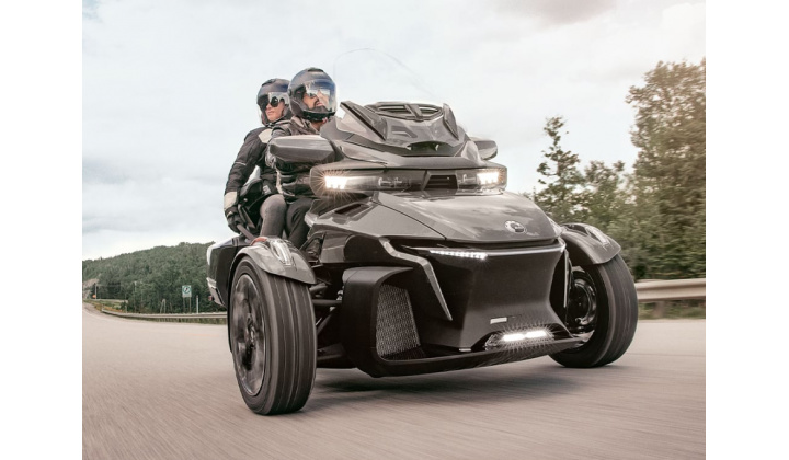 CESTNÉ TROJKOLKY CAN-AM ON-ROAD