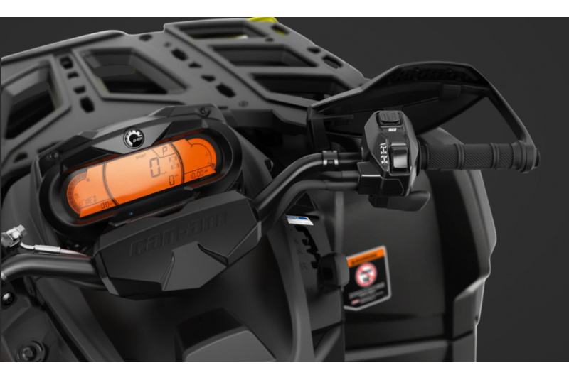 CAN-AM / CAN-AM OUTLANDER 6X6 1000 XU+ 2024 - foto CAN-AM / CAN-AM OUTLANDER 6X6 1000 XU+ 2024 - foto