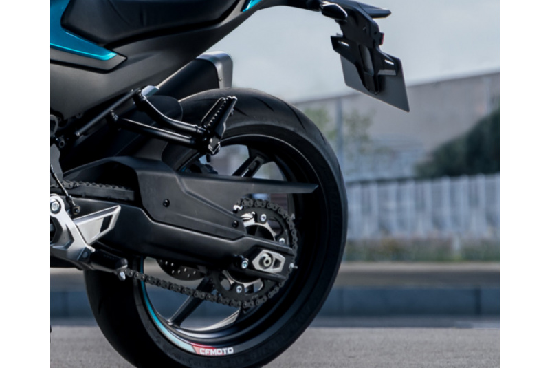 CF MOTO / CFMOTO 450NK - foto CF MOTO / CFMOTO 450NK - foto