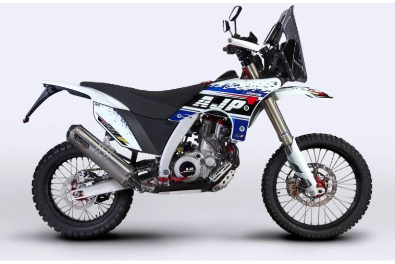 Motocykle AJP / AJP PR7 650 - foto