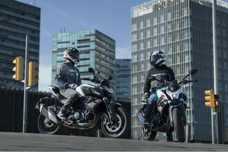 CF MOTO / CFMOTO 450NK - foto CF MOTO / CFMOTO 450NK - foto