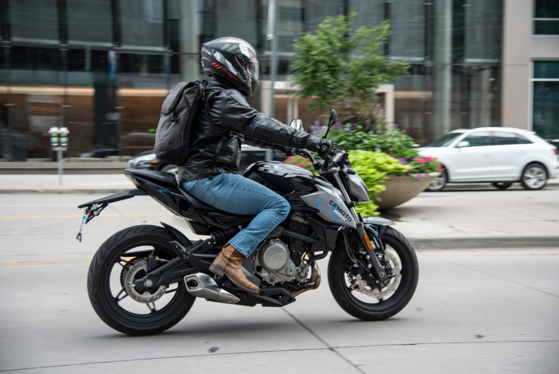 CF MOTO / CFMOTO 650NK  - foto