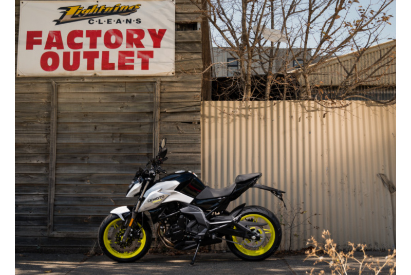 CF MOTO / CFMOTO 650NK  - foto