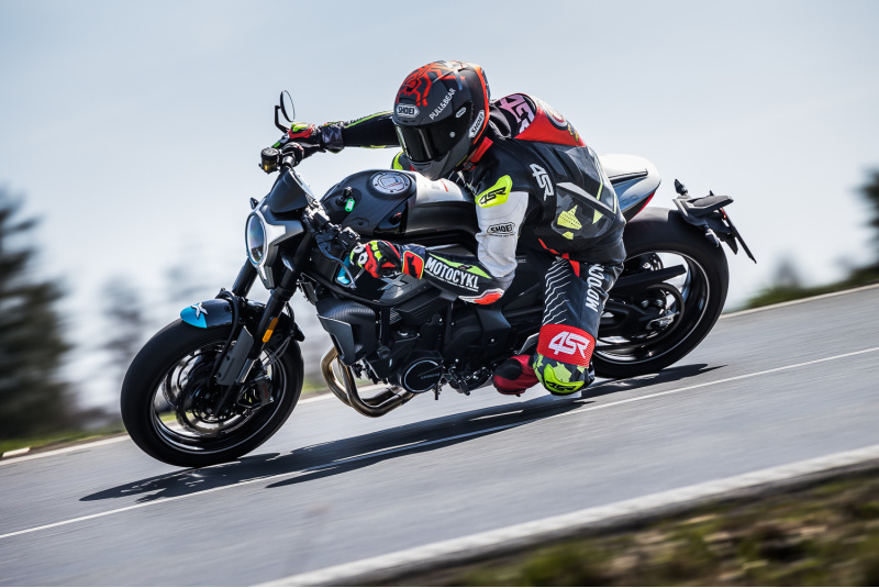 CF MOTO / CFMOTO 700CL-X Sport - foto CF MOTO / CFMOTO 700CL-X Sport - foto