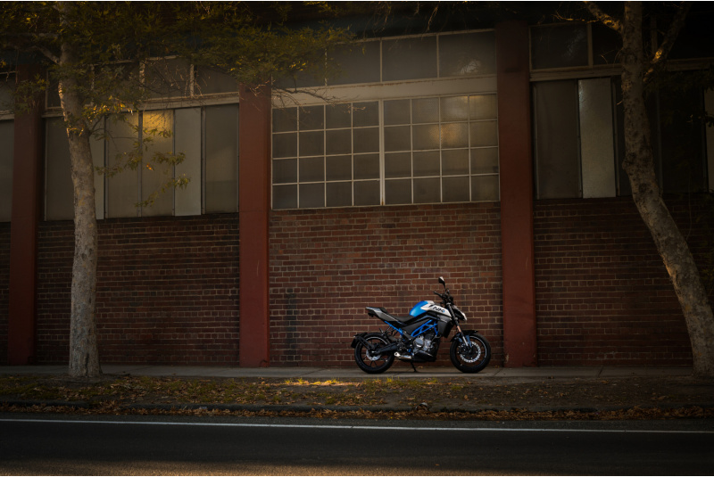 CF MOTO / CFMOTO 300NK - foto