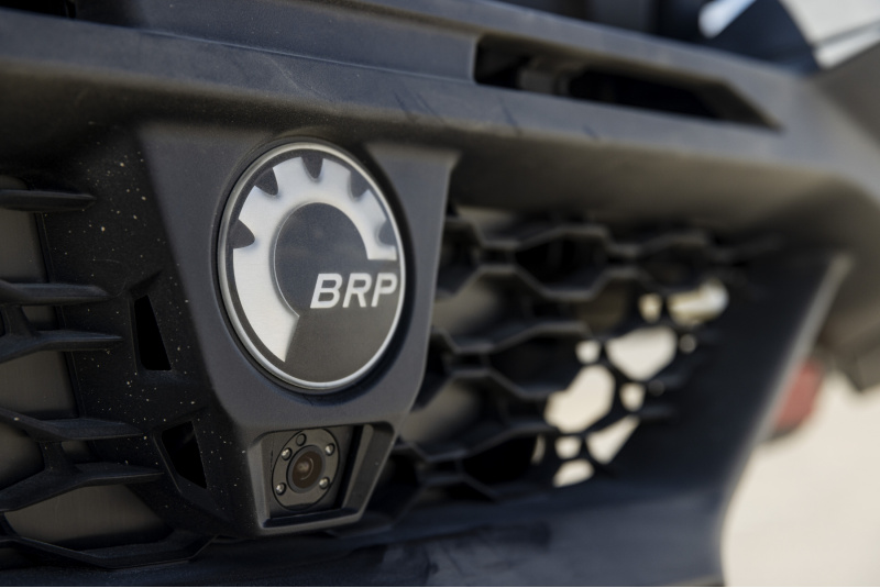 UTV & SSV CAN-AM / MAVERICK R X RS 999T DCT SAS - foto UTV & SSV CAN-AM / MAVERICK R X RS 999T DCT SAS - foto