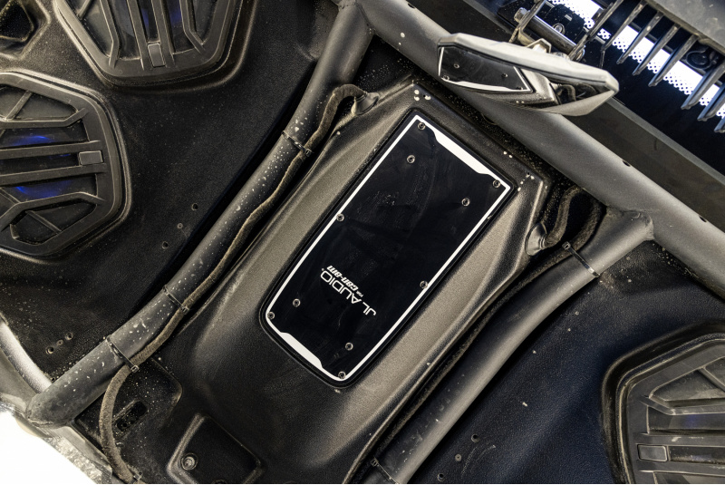 UTV & SSV CAN-AM / MAVERICK R X RS 999T DCT SAS - foto UTV & SSV CAN-AM / MAVERICK R X RS 999T DCT SAS - foto