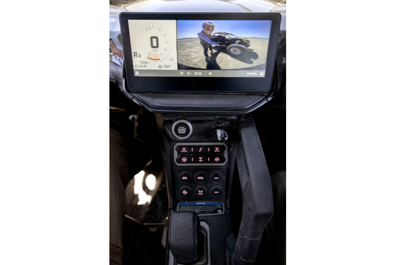 UTV & SSV CAN-AM / MAVERICK R X RS 999T DCT SAS - foto UTV & SSV CAN-AM / MAVERICK R X RS 999T DCT SAS - foto