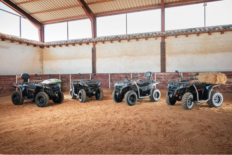 CF MOTO - JM GLADIATOR / GOES TEERROX 500 - foto CF MOTO - JM GLADIATOR / GOES TEERROX 500 - foto