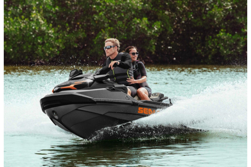 Vodné skútre SEA-DOO / SEA-DOO GTX 170 / 230 - foto Vodné skútre SEA-DOO / SEA-DOO GTX 170 / 230 - foto