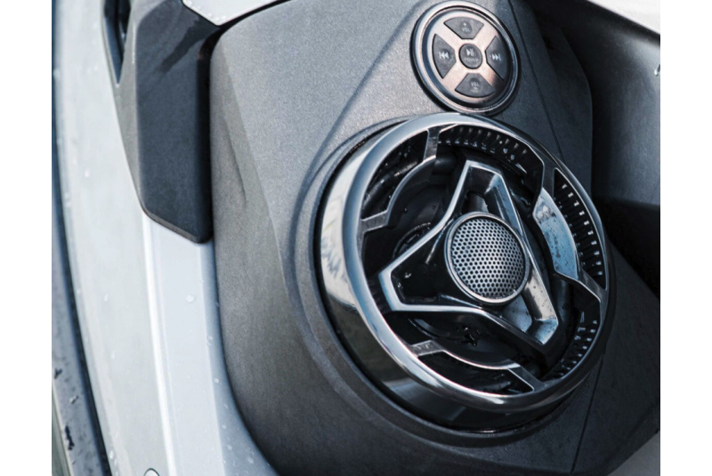 Vodné skútre SEA-DOO / SEA-DOO GTX 170 / 230 - foto Vodné skútre SEA-DOO / SEA-DOO GTX 170 / 230 - foto