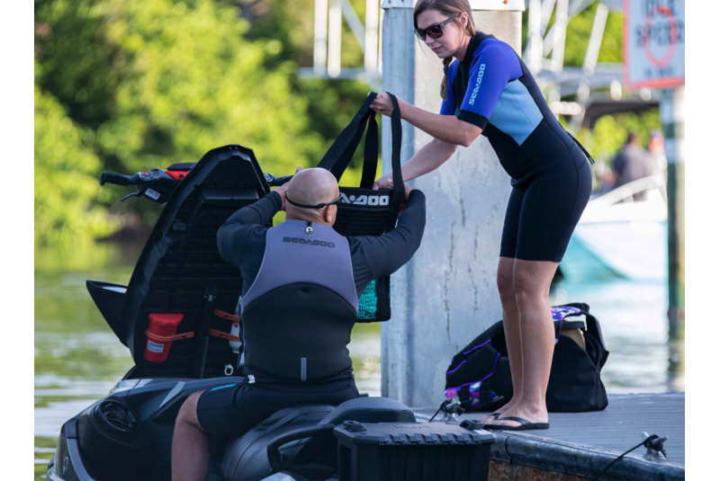 Vodné skútre SEA-DOO / SEA-DOO RXT-X 300 - foto Vodné skútre SEA-DOO / SEA-DOO RXT-X 300 - foto