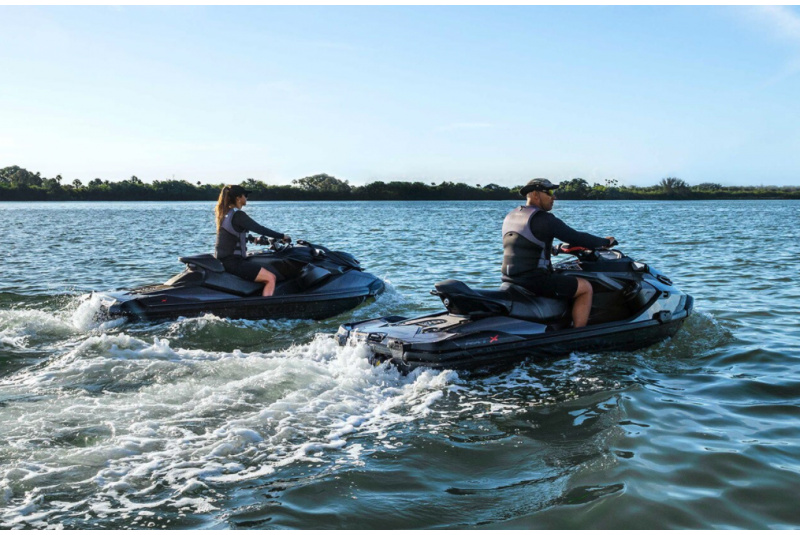 Vodné skútre SEA-DOO / SEA-DOO RXT-X 300 - foto