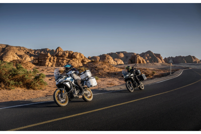 CF MOTO / CFMOTO 700MT Adventure - foto CF MOTO / CFMOTO 700MT Adventure - foto