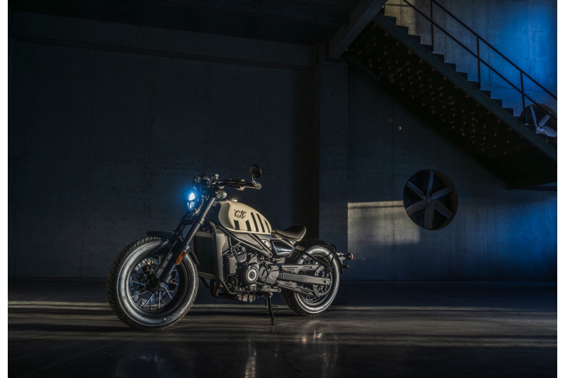 CF MOTO / CFMOTO 450CL-C Bobber - foto CF MOTO / CFMOTO 450CL-C Bobber - foto