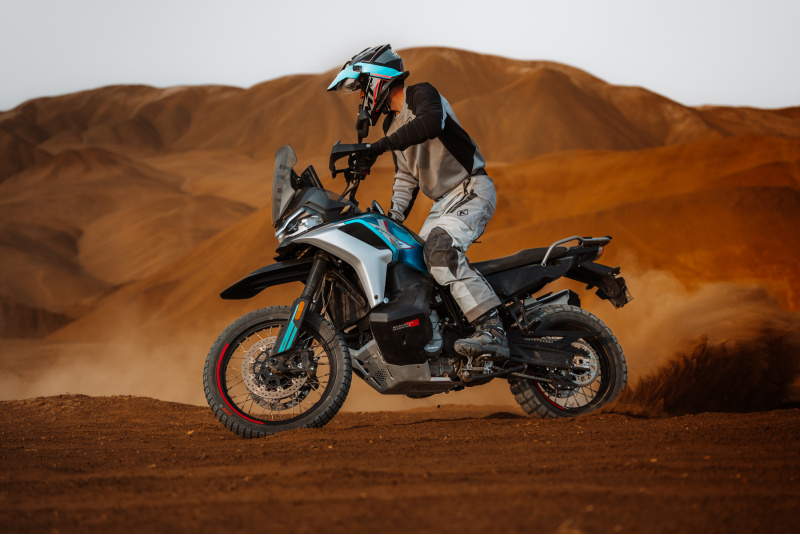 CF MOTO / CFMOTO 800MT–X - foto CF MOTO / CFMOTO 800MT–X - foto