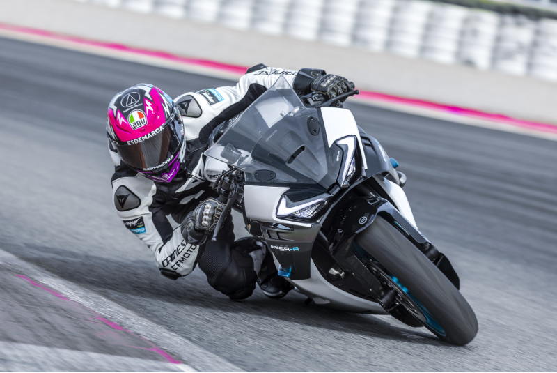 CF MOTO / CFMOTO 675SR-R - foto