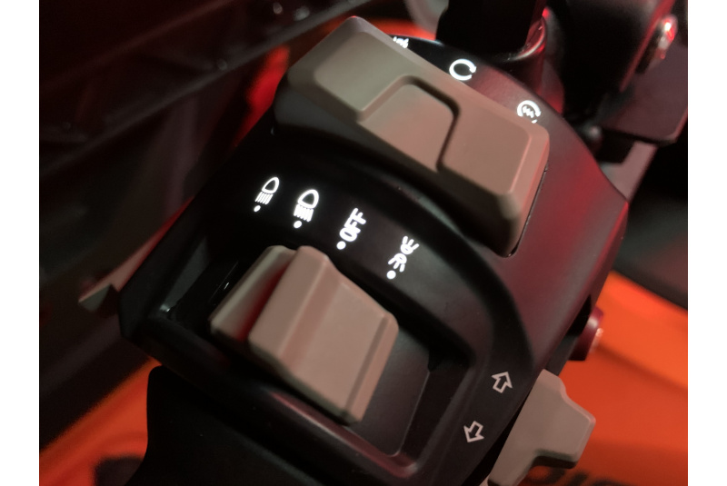 CF MOTO - JM GLADIATOR / CFMOTO Gladiator X850 EPS - foto