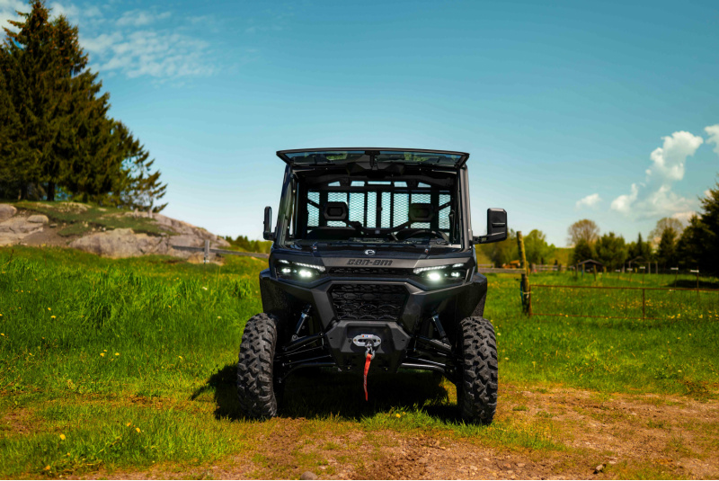 UTV & SSV CAN-AM / CAN-AM TRAXTER XU HD11 T ABS - foto