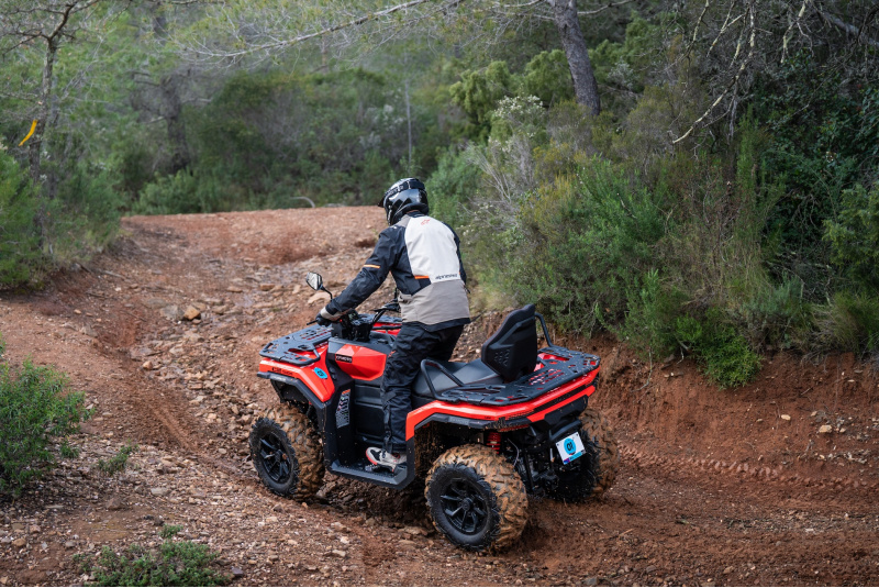 CF MOTO - JM GLADIATOR / CFMOTO Gladiator C5 G4 - foto CF MOTO - JM GLADIATOR / CFMOTO Gladiator C5 G4 - foto