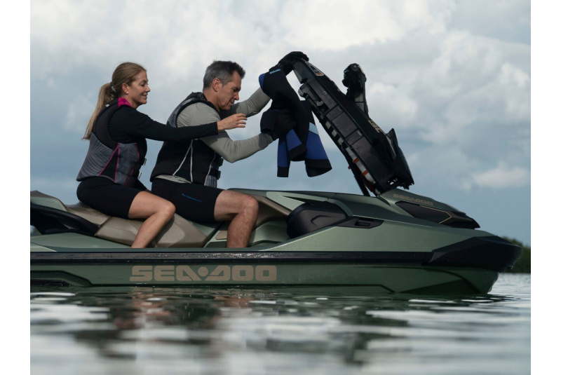 Vodné skútre SEA-DOO / SEA-DOO GTX LIMITED - foto Vodné skútre SEA-DOO / SEA-DOO GTX LIMITED - foto