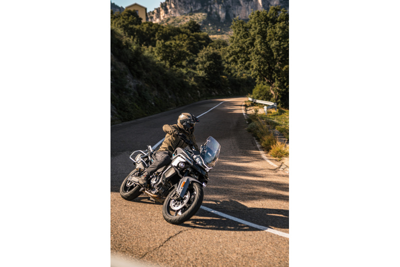 CF MOTO / CFMOTO 800MT Touring - foto CF MOTO / CFMOTO 800MT Touring - foto