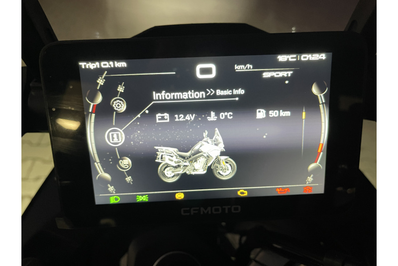 CF MOTO / CFMOTO 800MT Touring - foto CF MOTO / CFMOTO 800MT Touring - foto