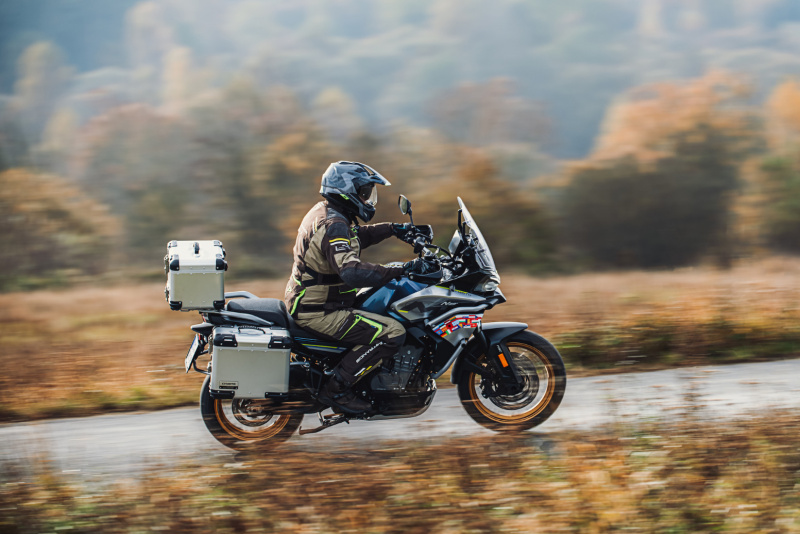 CF MOTO / CFMOTO 800MT Sport - foto CF MOTO / CFMOTO 800MT Sport - foto