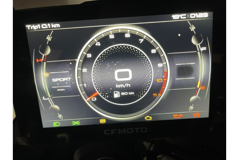 CF MOTO / CFMOTO 800MT Sport - foto CF MOTO / CFMOTO 800MT Sport - foto