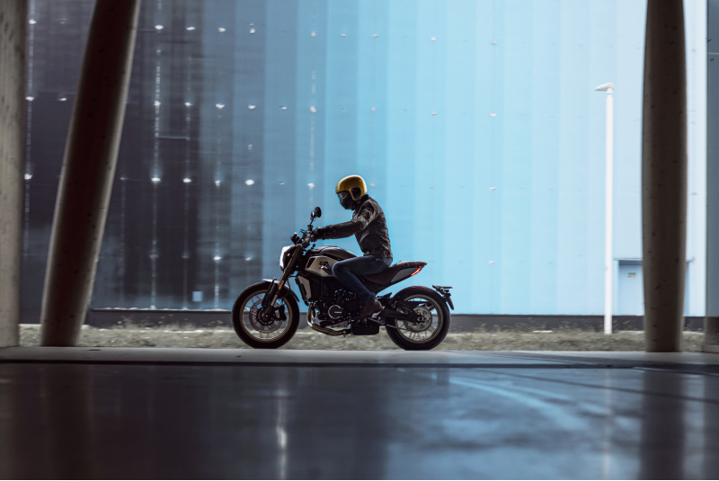 CF MOTO / CFMOTO 700CL-X Heritage - foto CF MOTO / CFMOTO 700CL-X Heritage - foto