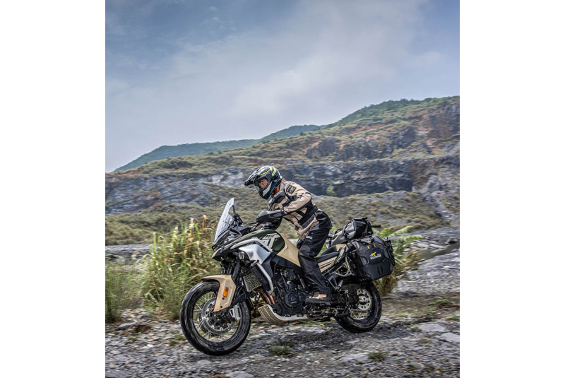 CF MOTO / CFMOTO 800MT Touring - foto CF MOTO / CFMOTO 800MT Touring - foto