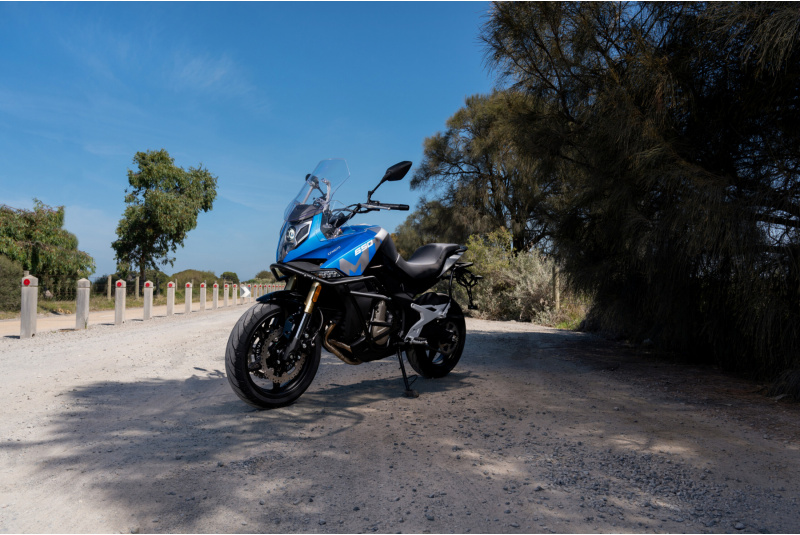 CF MOTO / CFMOTO 650MT Premium - foto CF MOTO / CFMOTO 650MT Premium - foto