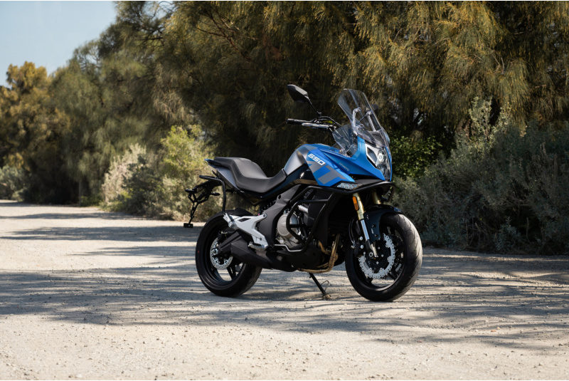 CF MOTO / CFMOTO 650MT Premium - foto CF MOTO / CFMOTO 650MT Premium - foto