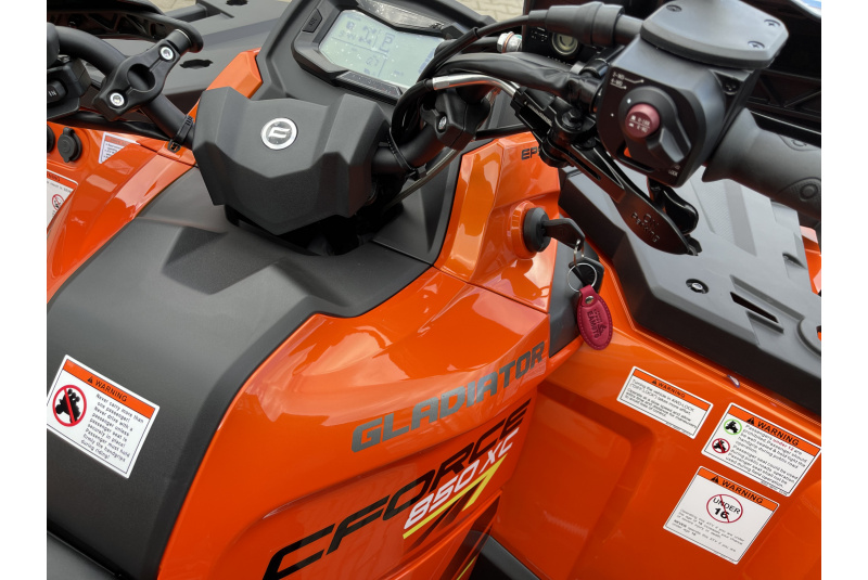 CF MOTO - JM GLADIATOR / CFMOTO Gladiator X850 EPS - foto