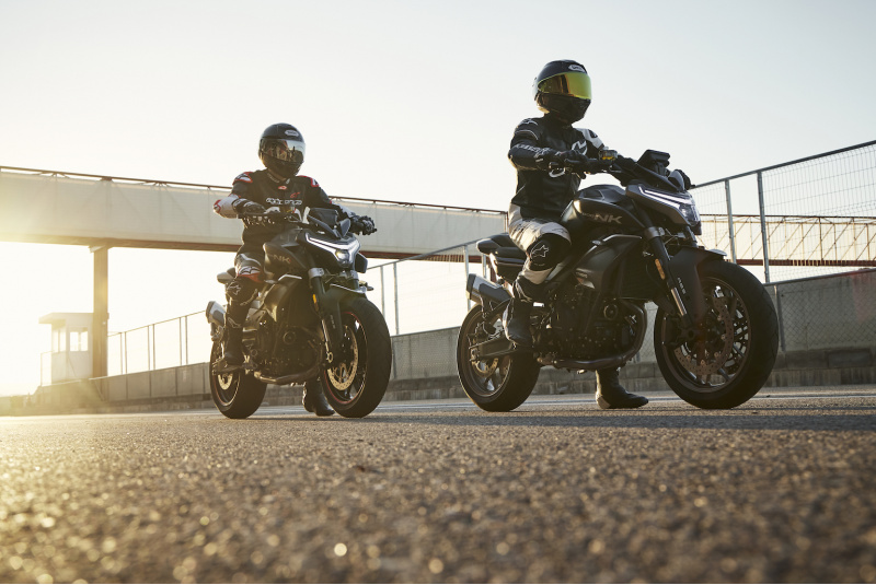 CF MOTO / CFMOTO 800NK Sport - foto