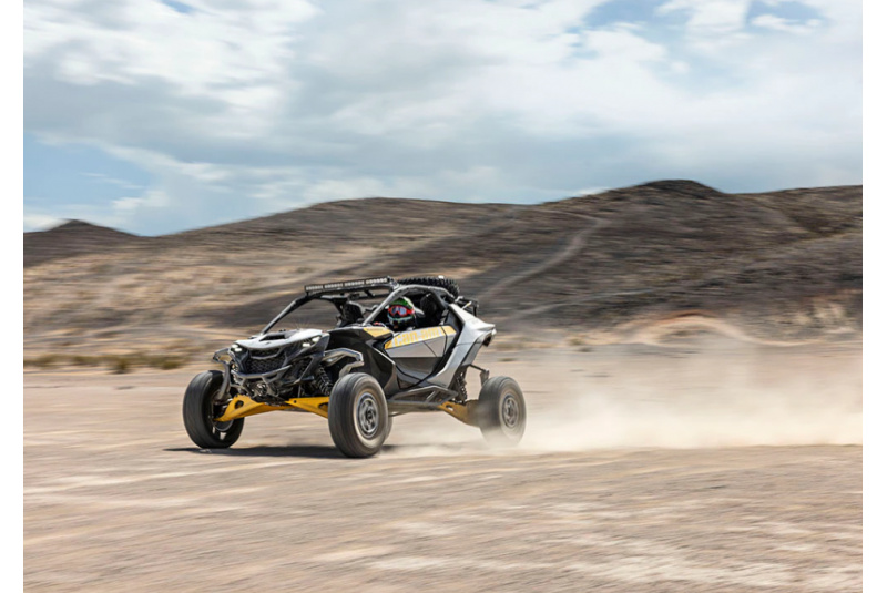 UTV & SSV CAN-AM / MAVERICK R X RS 999T DCT SAS - foto UTV & SSV CAN-AM / MAVERICK R X RS 999T DCT SAS - foto