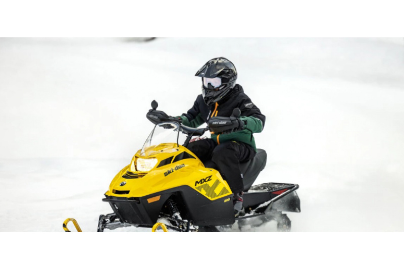 Snežné skútre SKI-DOO / SKI-DOO MXZ 120 / 200 - foto Snežné skútre SKI-DOO / SKI-DOO MXZ 120 / 200 - foto