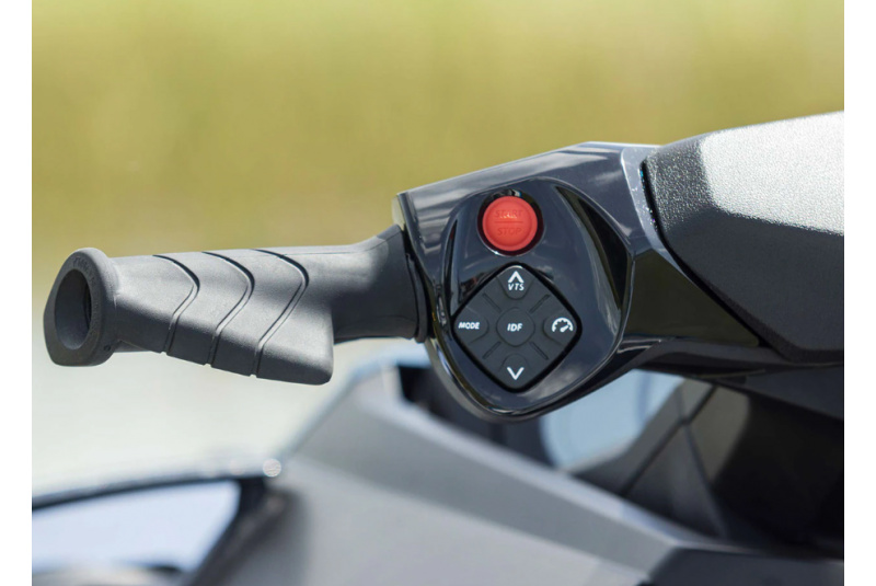 Vodné skútre SEA-DOO / SEA-DOO GTX LIMITED 300 2024 - foto Vodné skútre SEA-DOO / SEA-DOO GTX LIMITED 300 2024 - foto