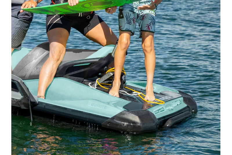 Vodné skútre SEA-DOO / SEA-DOO WAKE 170 2024 - foto Vodné skútre SEA-DOO / SEA-DOO WAKE 170 2024 - foto