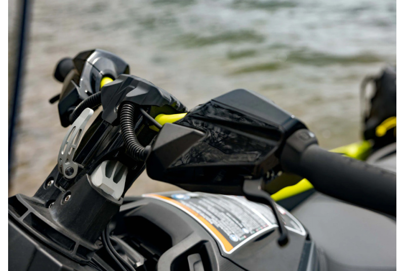 Vodné skútre SEA-DOO / SEA-DOO EXPLORER PRO 170 / 230 2024 - foto Vodné skútre SEA-DOO / SEA-DOO EXPLORER PRO 170 / 230 2024 - foto