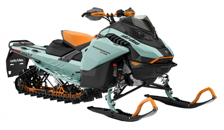SKI-DOO BACKCOUNTRY 2024 - CROSSOVER